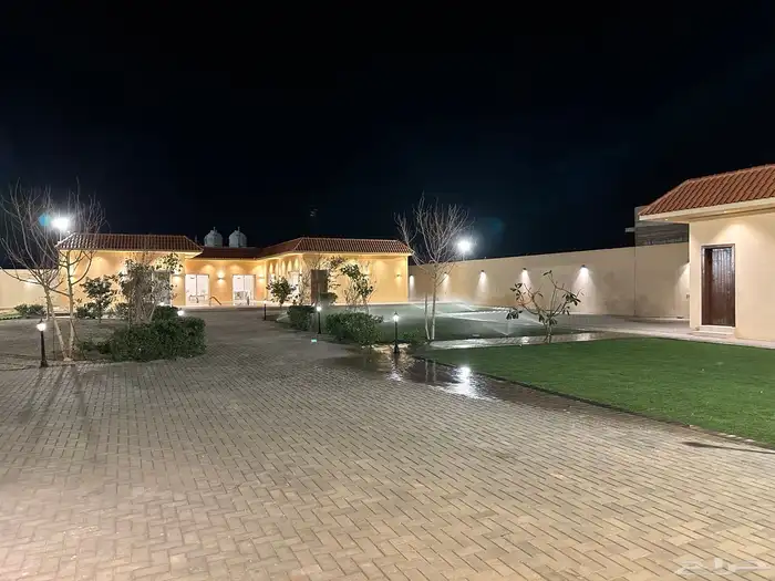 شاليه فاخر للايجار اليومي بالعمارية 11