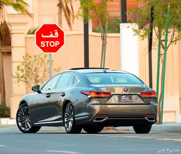 تم البيع لكسزس LS350 ممشى 55 ألف 2