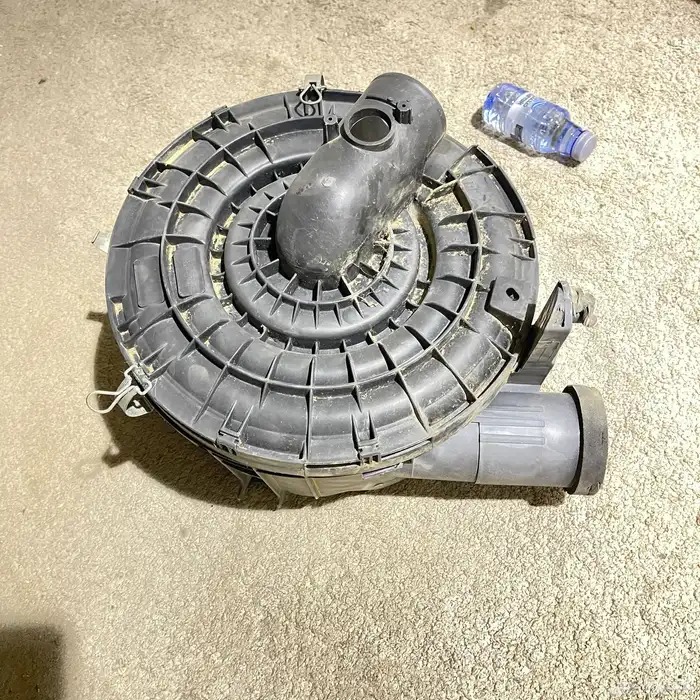 قطع ربع شاص هايلكس 16