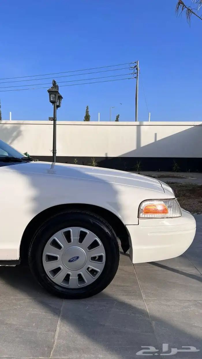 فورد بوليسي 2011 ماشي 68 الف فقط مخزن (تم البيع) 6