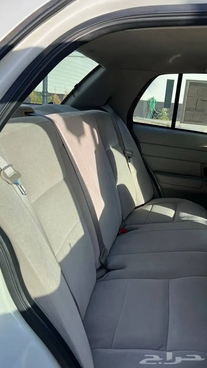 فورد بوليسي 2011 ماشي 68 الف فقط مخزن (تم البيع) 28