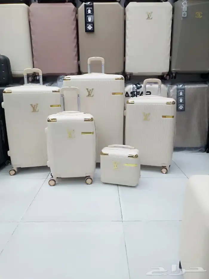شنط سفر 4قطع 390 56