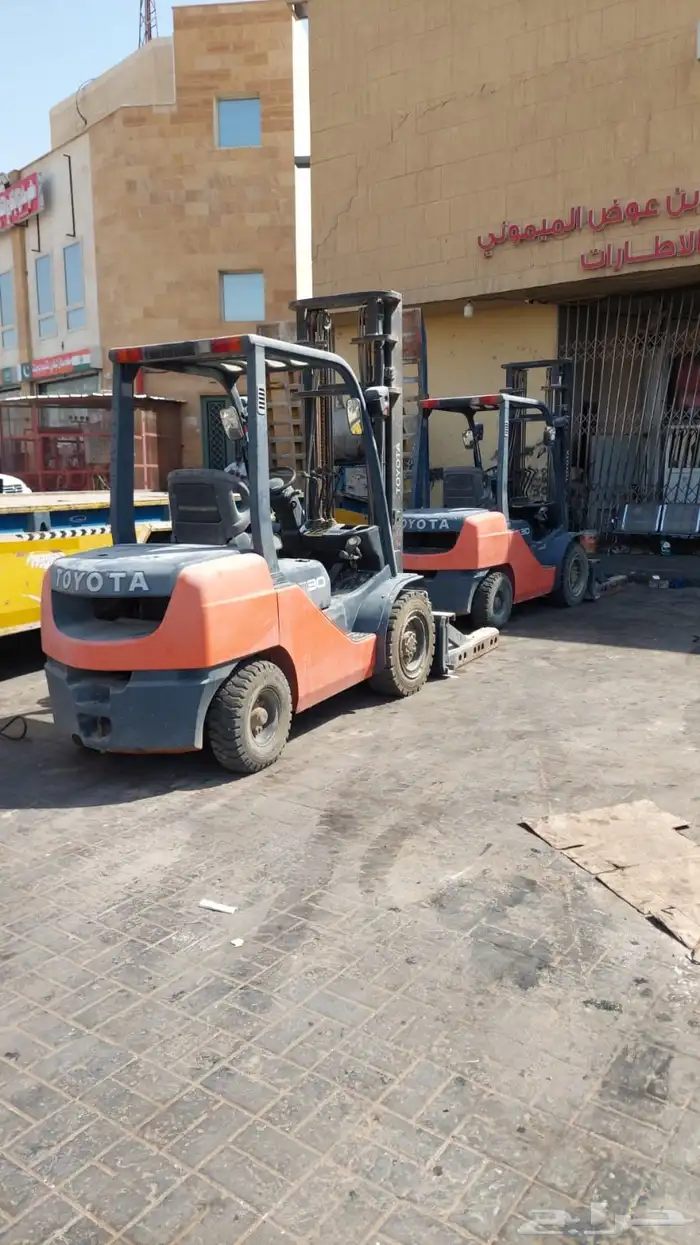 رافعات شوكيه سيزر لفت مان لفت جي سي بي كرينات 8