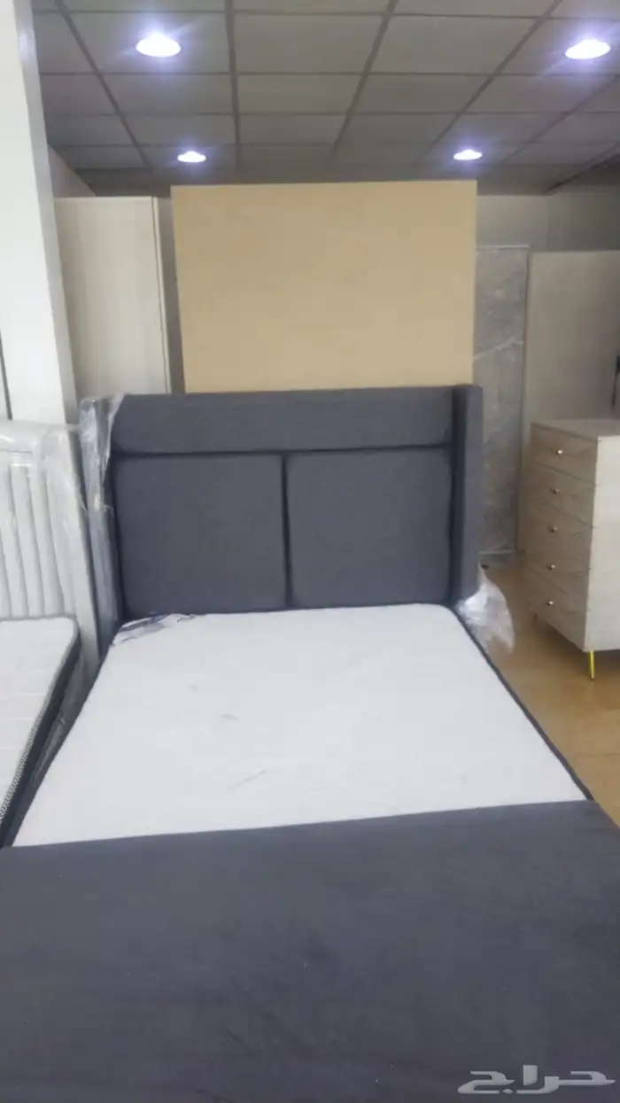 سرير فندقي 0