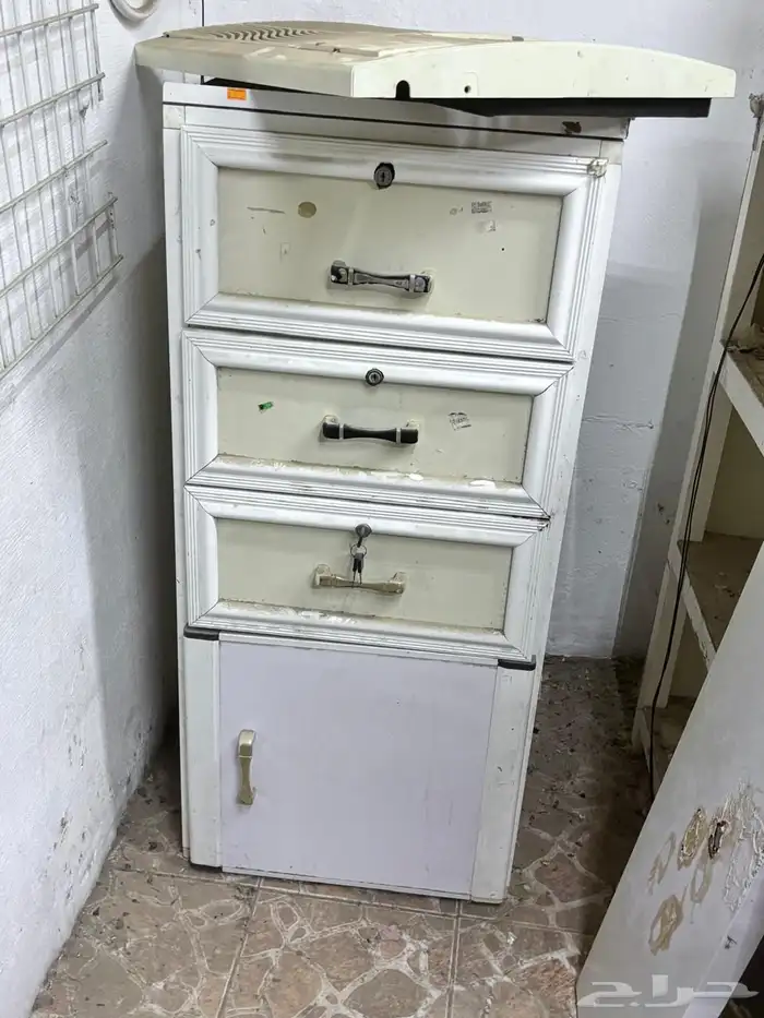 للبيع اغراض بقالة 15