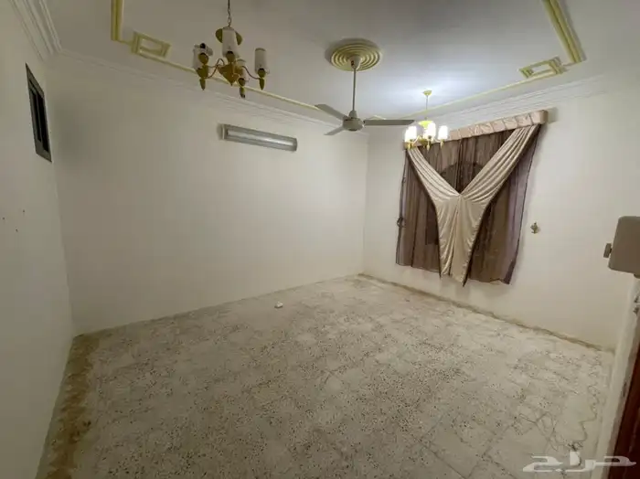 فلتين للبيع في صك واحد وعليها قرض عقاري باقي عليه 280 الف 15