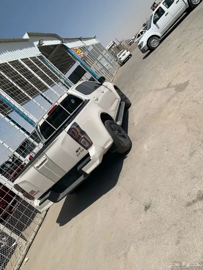 تشليح الشروق. لبيع غطع غيار السيارات مصدوم 4
