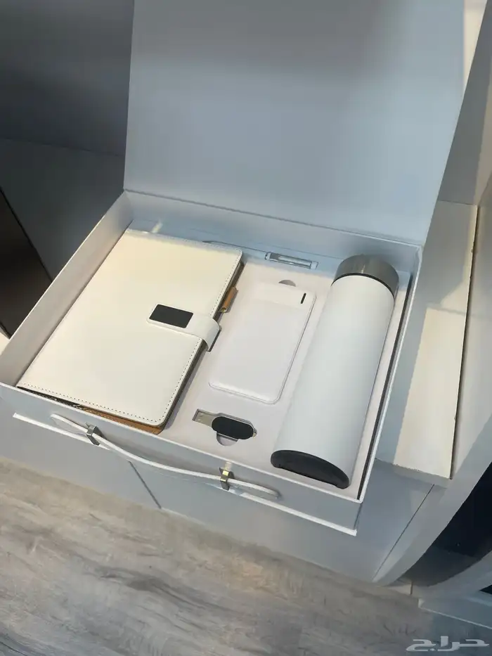 بوكس هدايا ترحيب لموظفين الشركات Welcome Gift Box 2