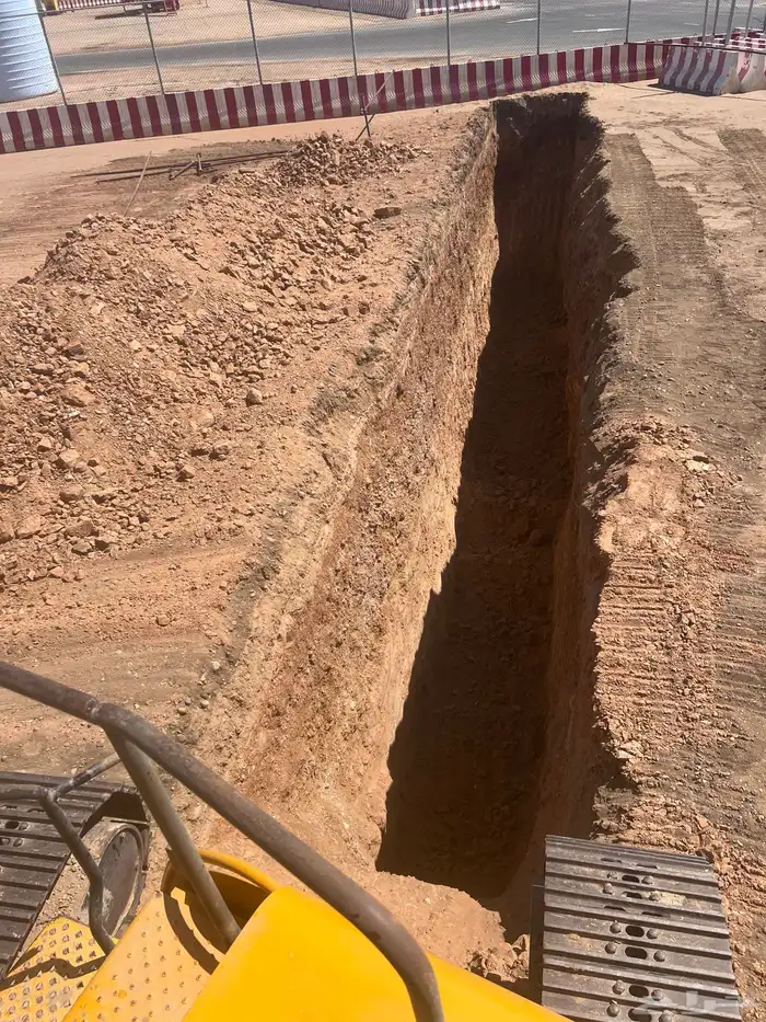 حفار بوكلين  Excavators 1