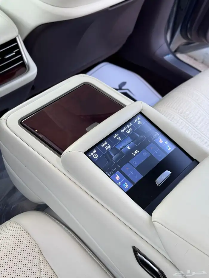تم البيع لكسزس LS350 ممشى 55 ألف 49