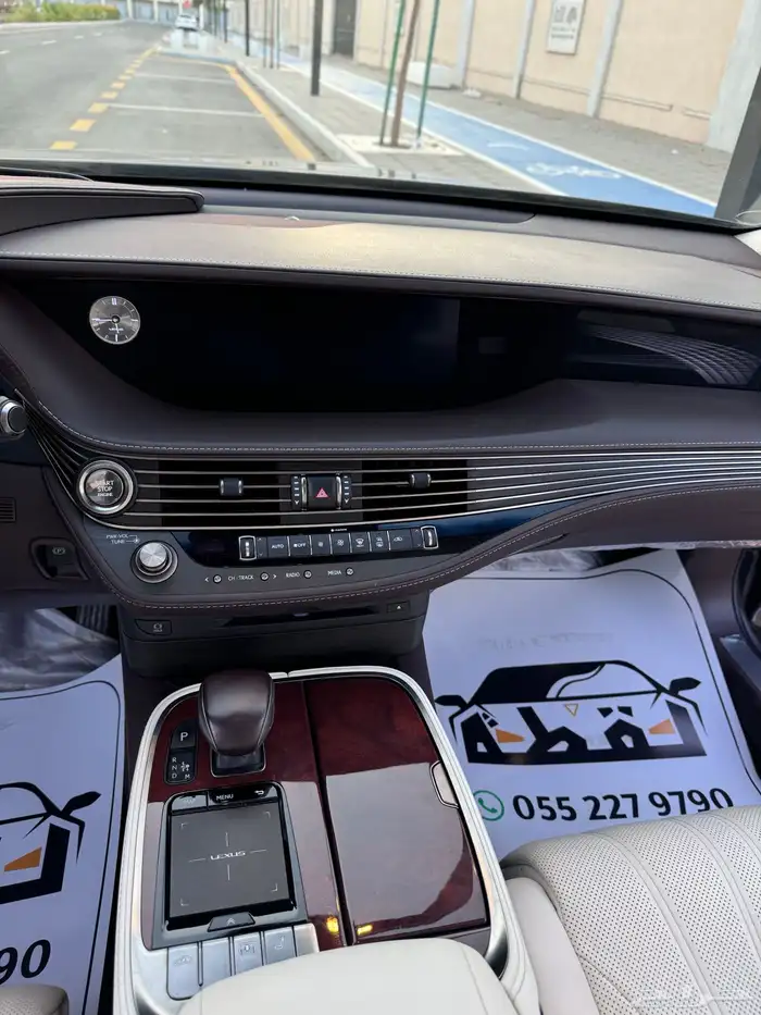 تم البيع لكسزس LS350 ممشى 55 ألف 50