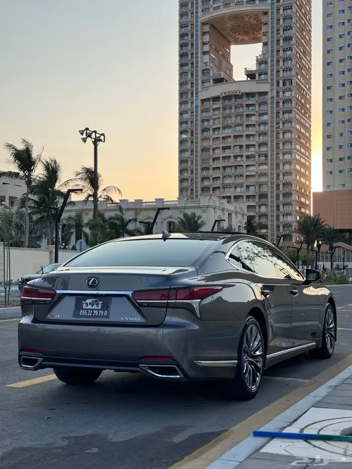تم البيع لكسزس LS350 ممشى 55 ألف 26