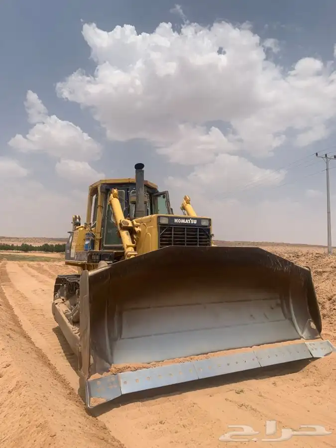 للايجار بلدوزر كوماتسو 155 موديل حديث 0