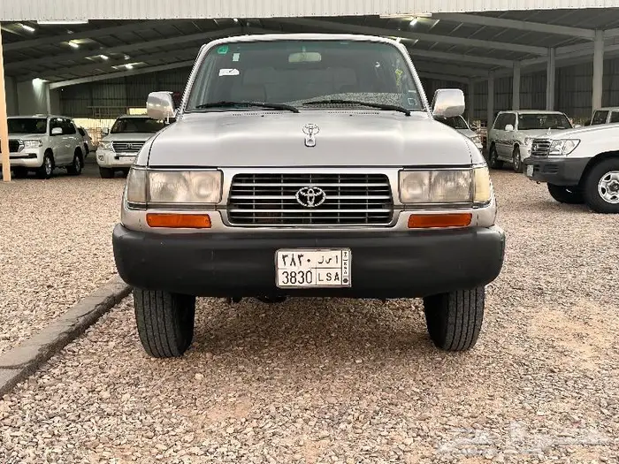 جيب صالون جي اكس موديل 1997 4