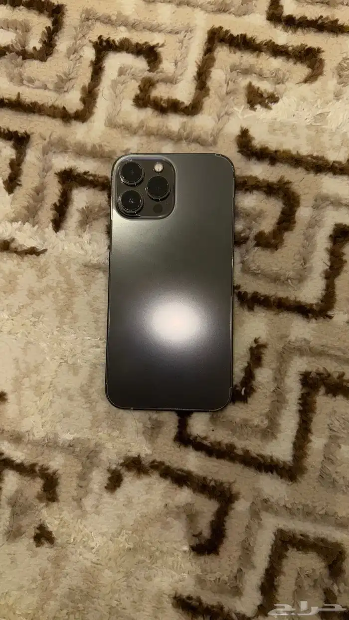 ايفون 13 بروماكس اسود 1