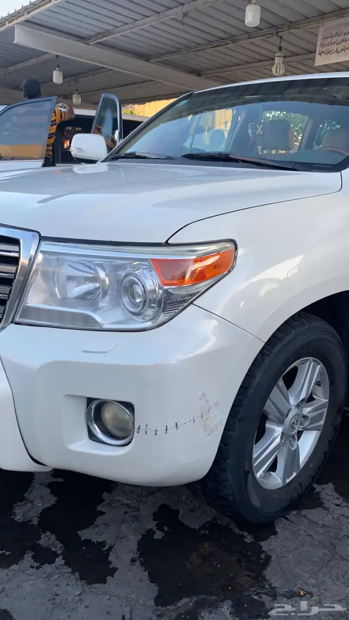 جيب تايوتا لاندكروزر 2015 فل كامل 9