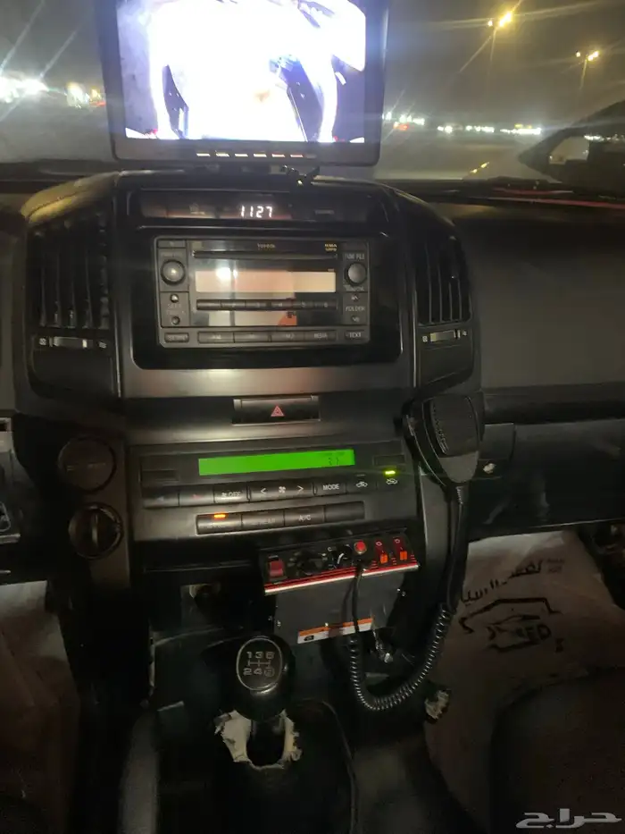 إسعاف للبيع  للإيجار  لاندكروزر دبل 5