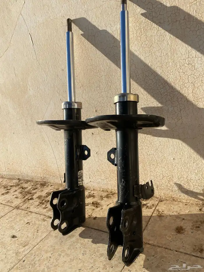 مساعدات امامي كامري 2006 اصلي وكالة 1