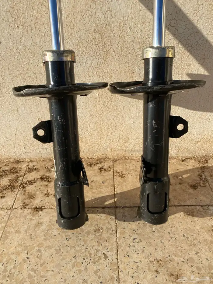 مساعدات امامي كامري 2006 اصلي وكالة 0