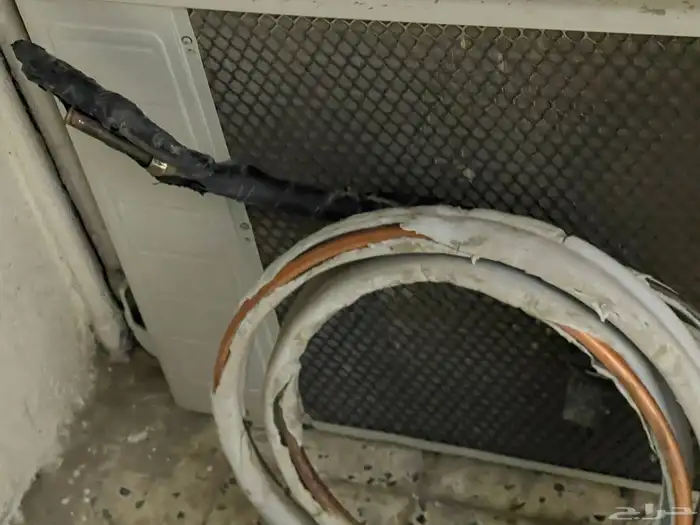 مكيف اسبليت مستخدم 24 وحدة يوجد فيه عطل 2