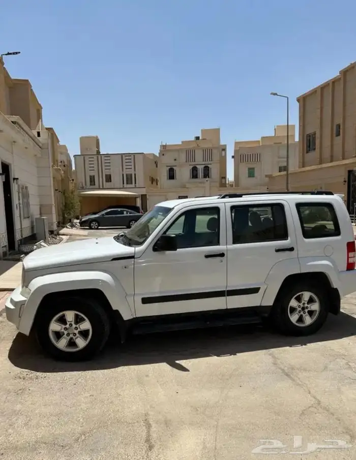قير جيب شروكي 2012 0