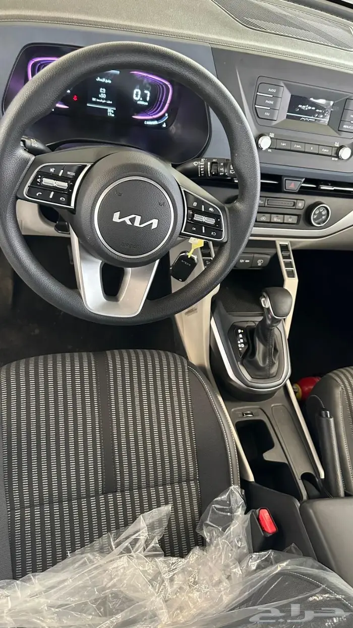 كيا كارينز 2024 استاندر 3