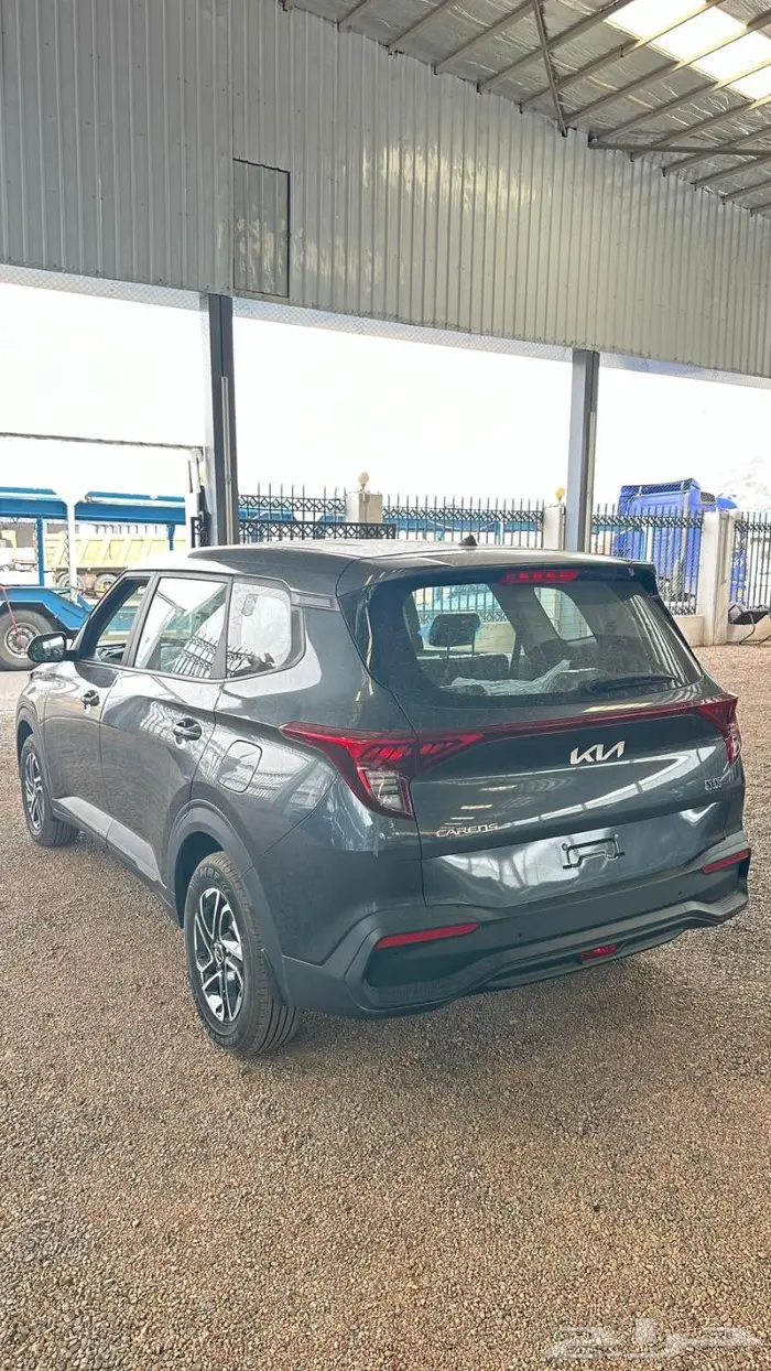 كيا كارينز 2024 استاندر 6