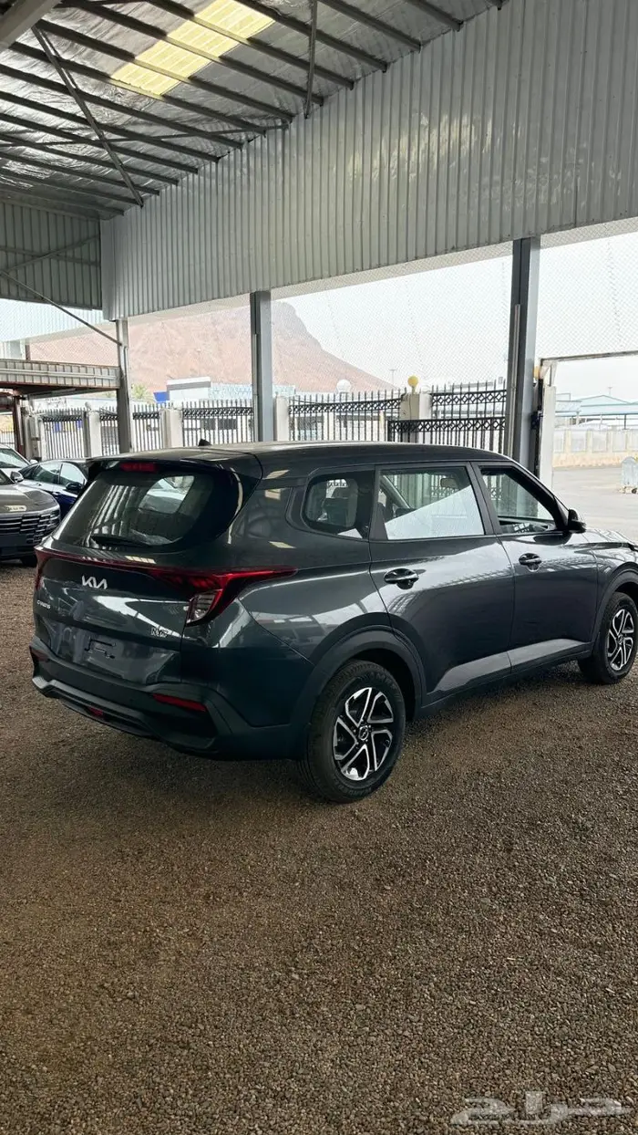 كيا كارينز 2024 استاندر 11