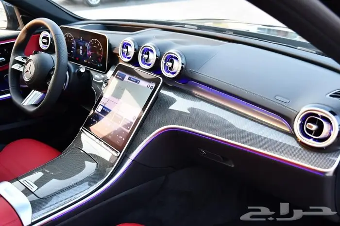 MERCEDES C200 PREMIUM PLUS AMG 2025 9