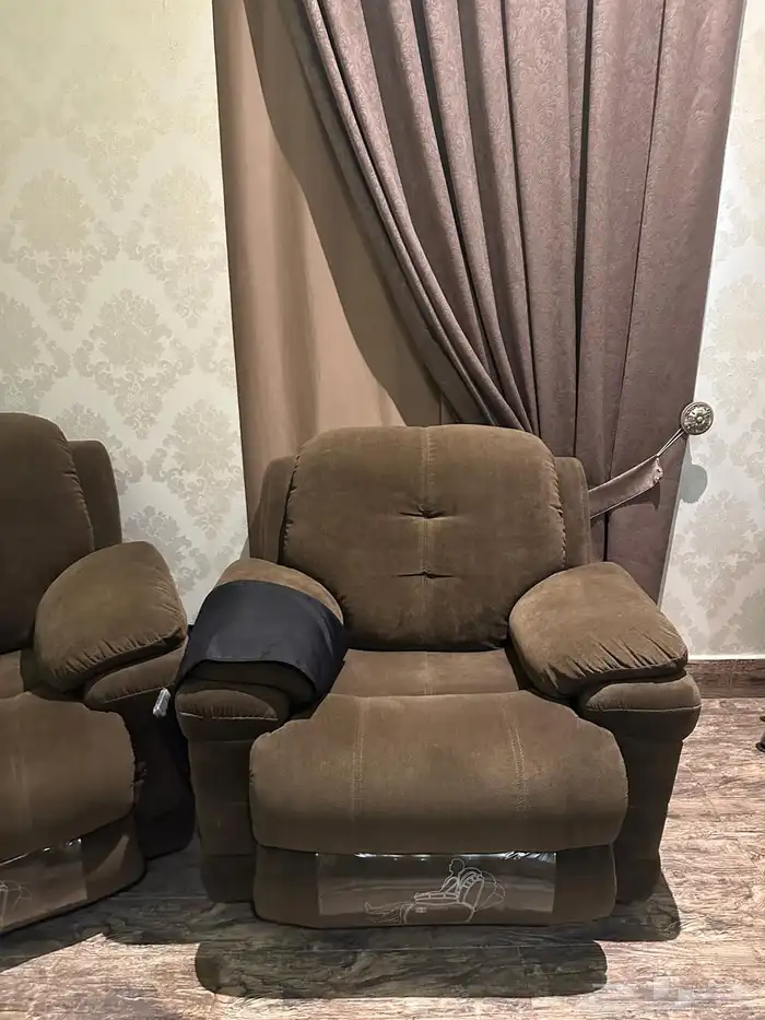 كرسي او كنب استرخاء شبه جديد 0