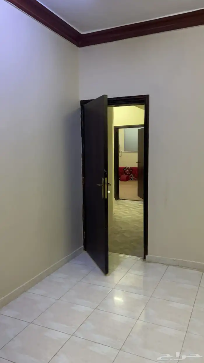 شقق عوايل دور ارضي وثاني مفروشة ونظيفة الذيبية حي ب 2