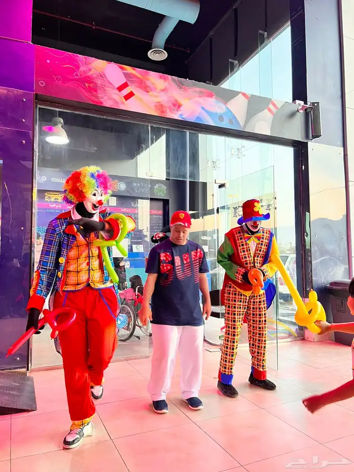 فرقه ترفيه مهرجين وشخصيات كرتونيه 3