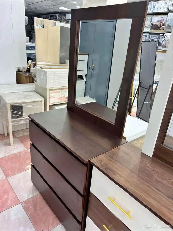 دولاب ملابس بابين و 3 باب جديد 10