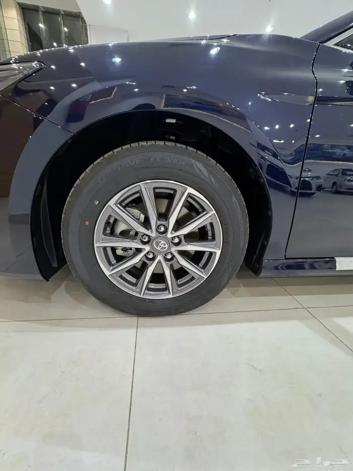 تويوتا كامري موديل 2025 ستاندر و نص فل اقل سعر بالسوق 5