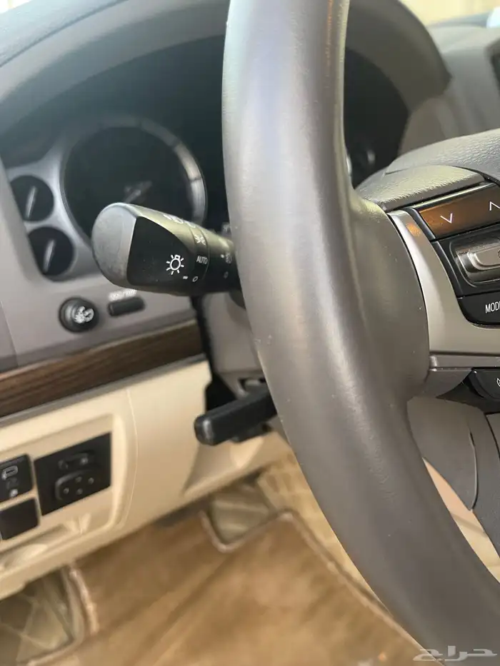 لاندكروزر 2019 تورنق بانزين تم البيع 13