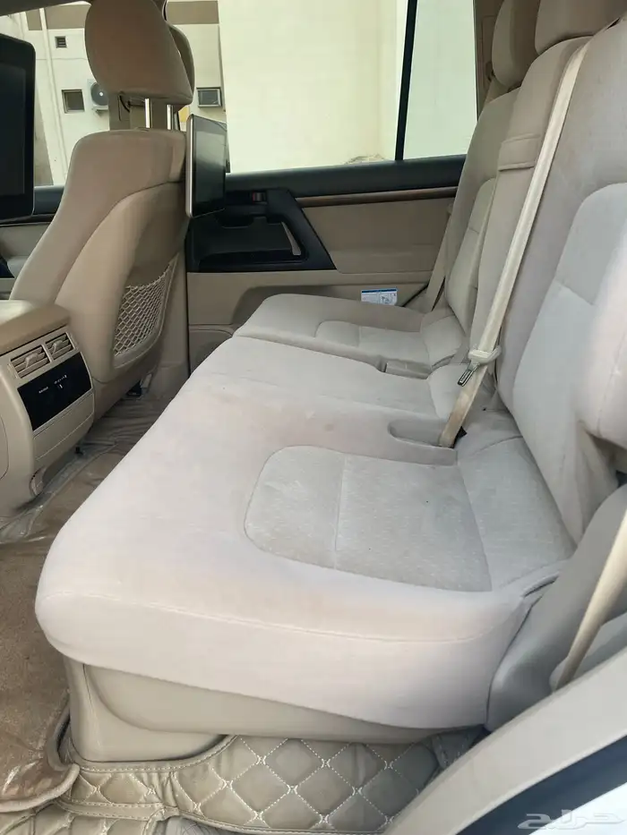 لاندكروزر 2019 تورنق بانزين تم البيع 10