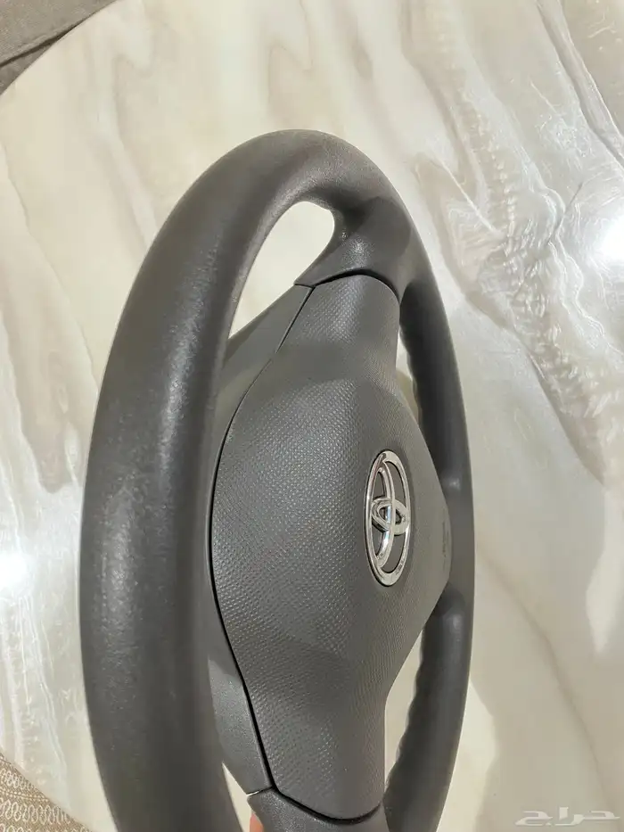 طارة يارس رصاصي موديل من 2007 إلى 2013 نظيف يعروقها 3