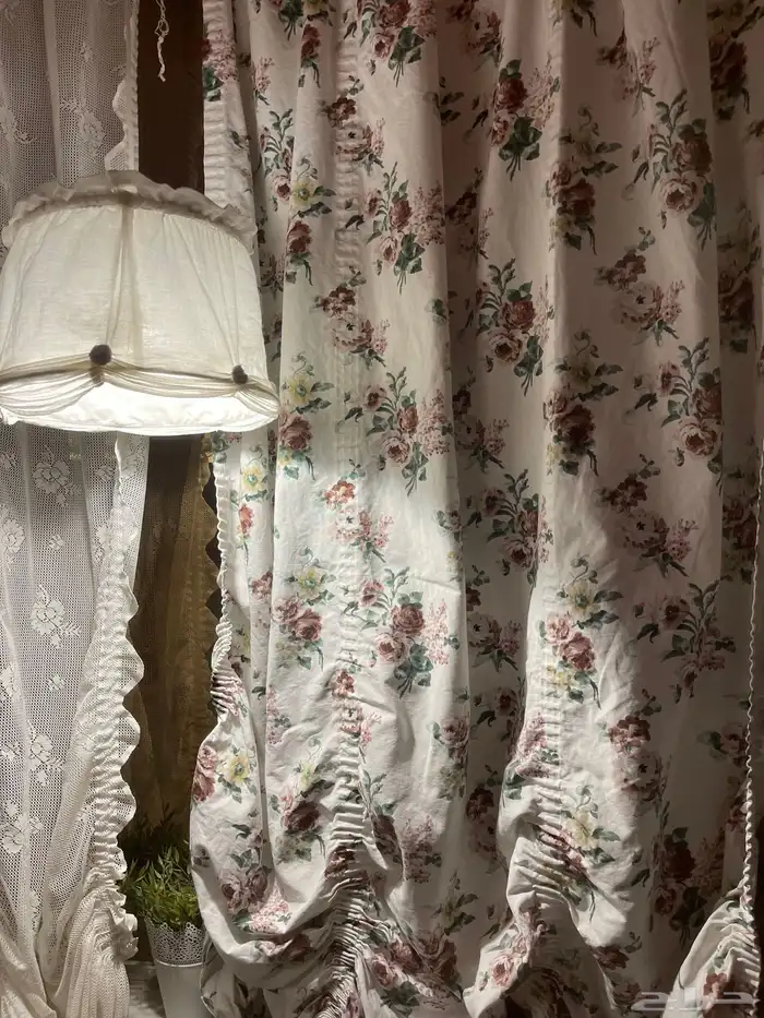 ستائر مستعملة للبيع 1