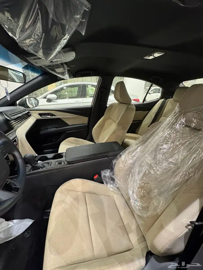 تويوتا كامري موديل 2025 ستاندر و نص فل اقل سعر بالسوق 6