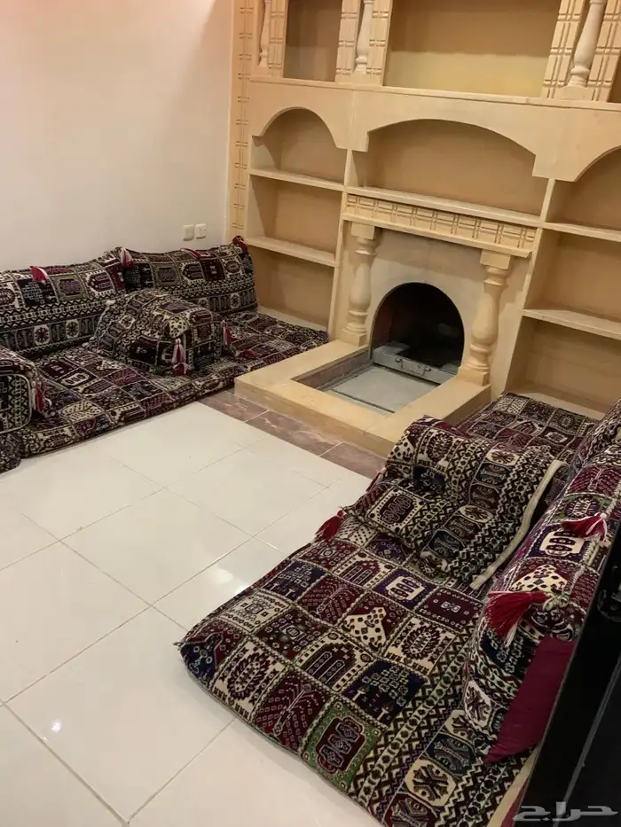 جلسة ارضية 1