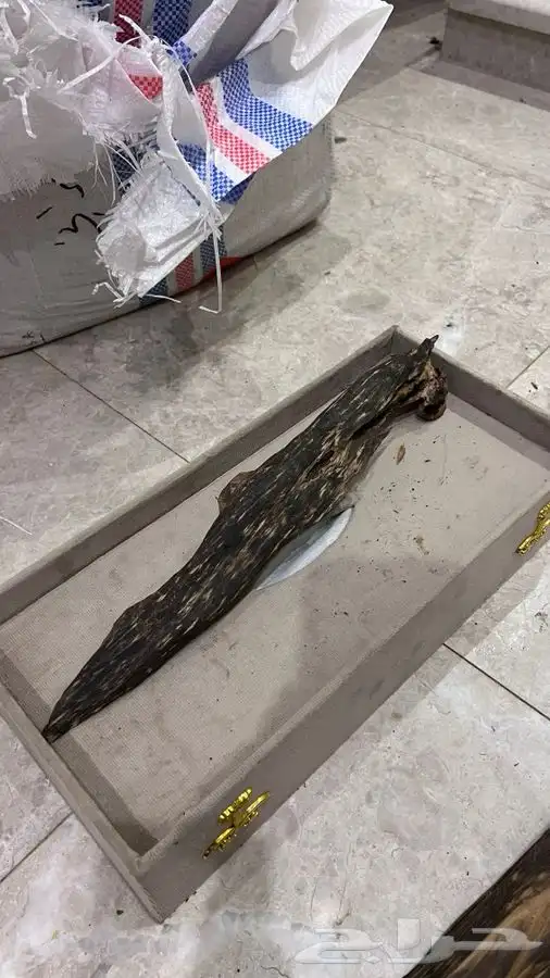 هدايا فاخره بسعر مخفض والكميه محدوده 4