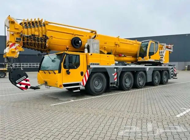 كرين رافعه Crawler crane 650 ton 0