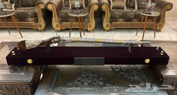 مقمع تراثية انقليزية للبيع قديمة ابوتاج 0