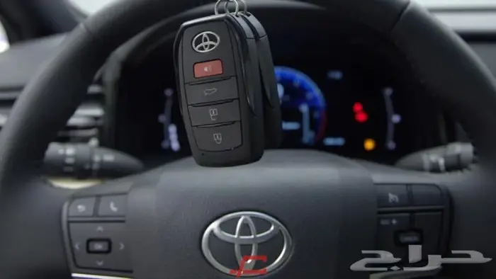 تويوتا كامري LE بنزين 2025 17