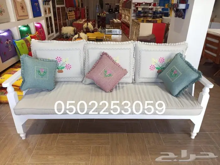 جلسات تطريز فاخرة 12