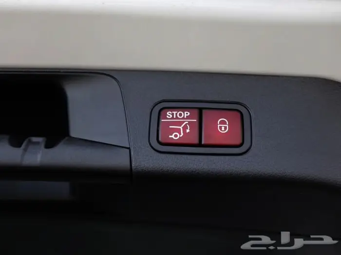 مرسيدس GLB200 AMG 2022 ابيض داخل اسود 16