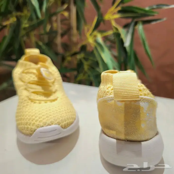 شوزات اديداس أطفال مستعمله نظيفه 13