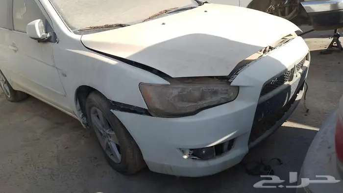 ميتسوبيشي لانسر 2015 0