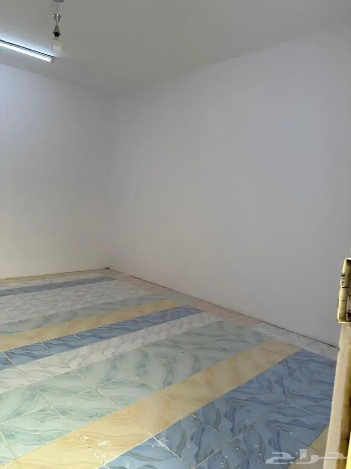 وحدات عزاب للإيجار 4