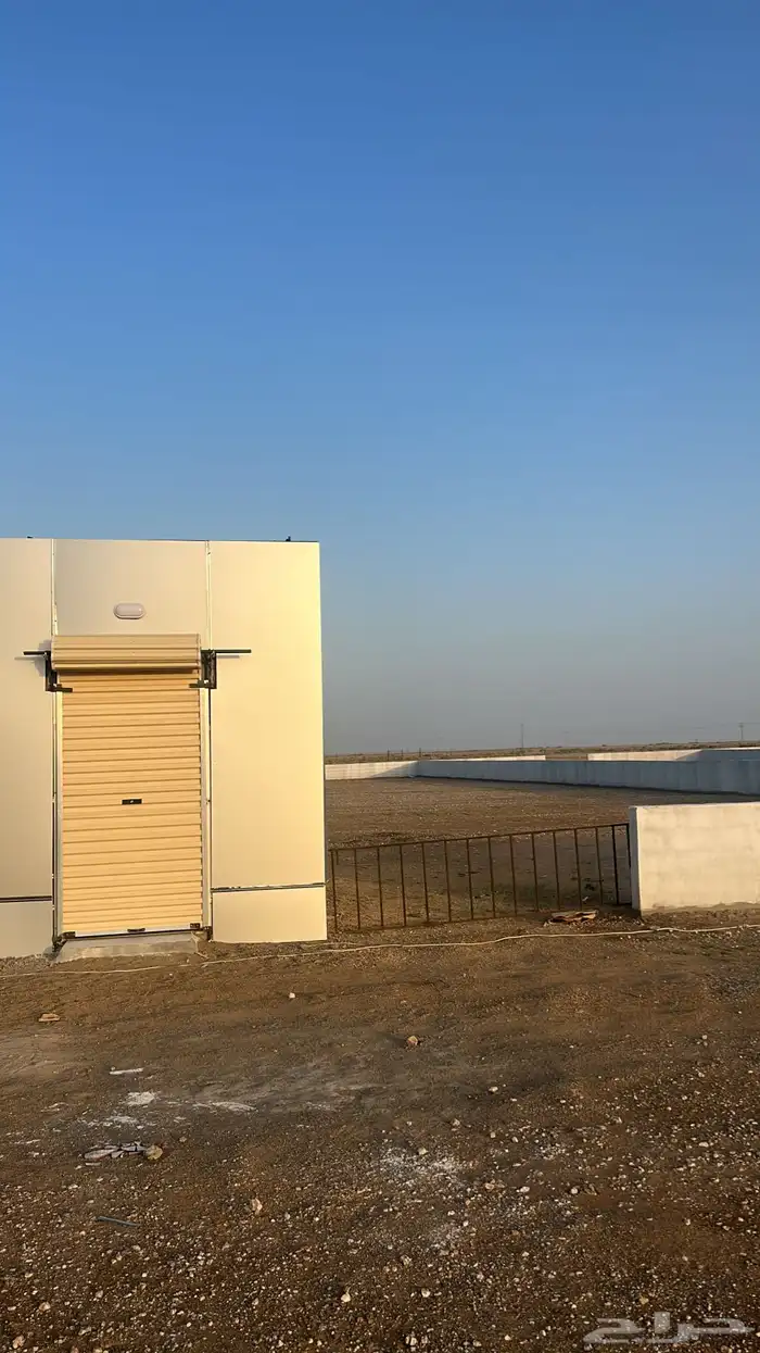 حوش للايجار للنقليات او النقل التعليمي 2